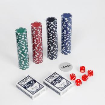 Покер в металлическом кейсе (карты 2 колоды, фишки 200 шт б/номинала, 5 кубиков), 20.5х29 см  278722